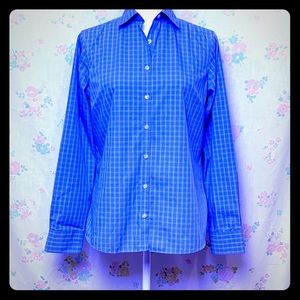 Lands’ End Button Down Dress Shirt Size 4